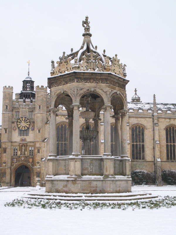 Fountain, Great Court, Trinity College, Cambridge, England