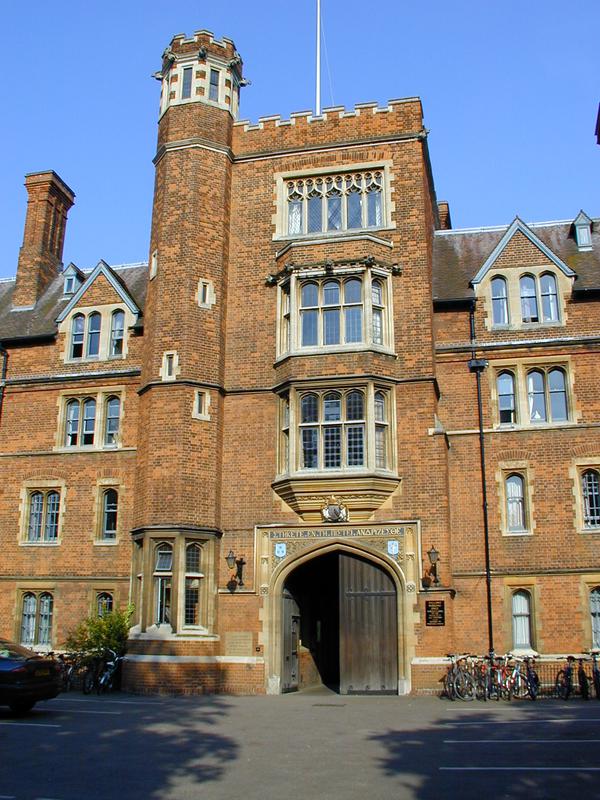 Selwyn College: Grange Road: gatehouse (Arthur Blomfield)