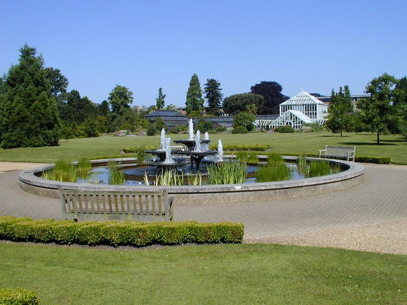 Botanic Garden: fountain (David Mellor)