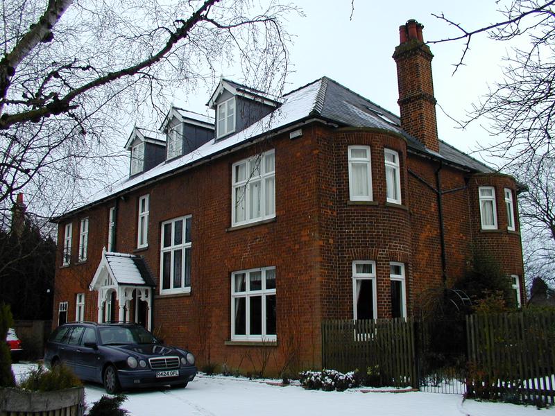 Luard Road: 6