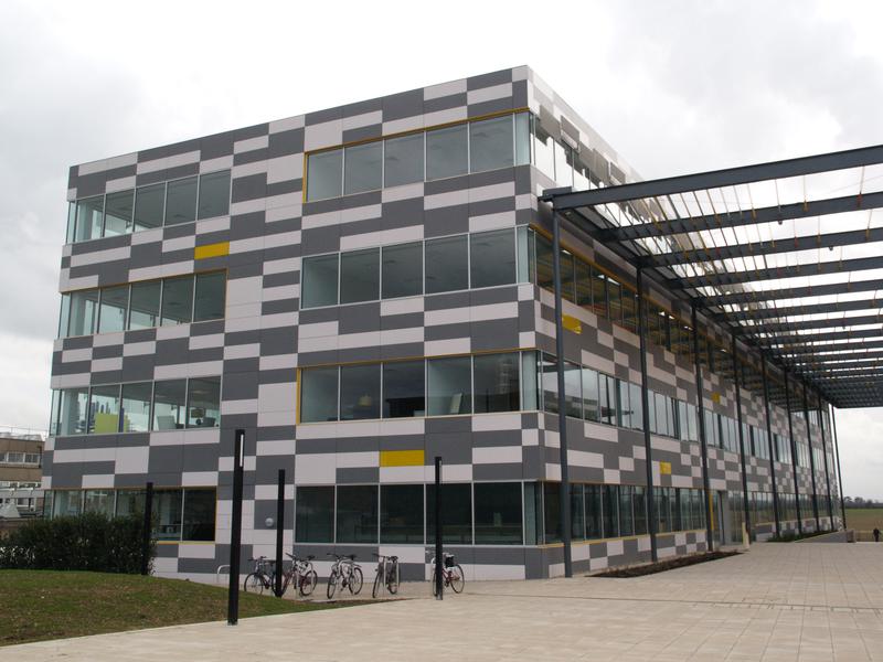 university: JJ Thomson Avenue: Broers Building, 19 (Wilkinson Eyre Architects, SMC Covell Matthews)