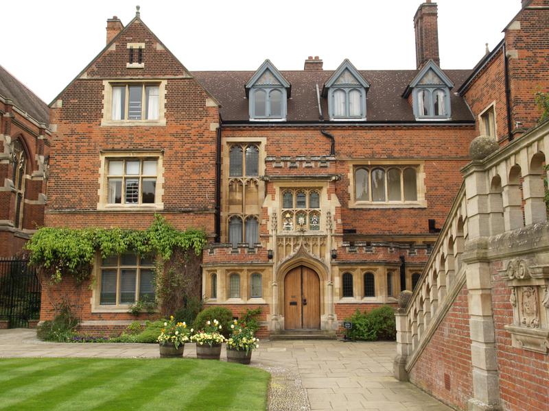 Selwyn College: Old Court: Master's Lodge (Arthur Blomfield)