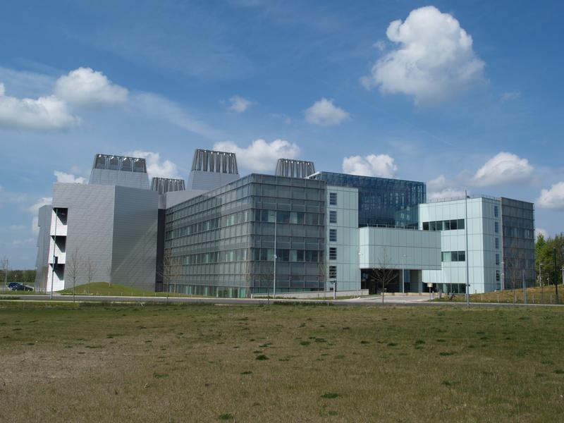 Medical Research Council: Francis Crick Avenue: LMB-2, The Chromosome (RMJM)