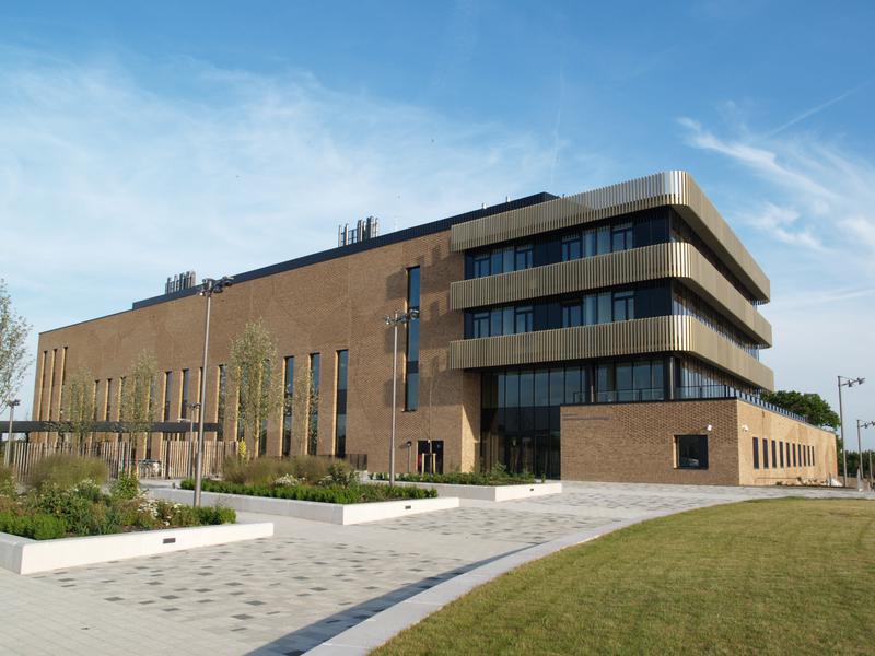 university: Charles Babbage Road: Department of Materials Science and Metallurgy (NBBJ)