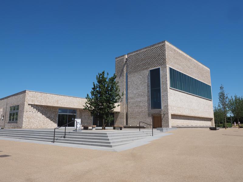 Eddington Avenue: Storey's Field Centre and Eddington Nursery (McInnes Usher McKnight Architects)