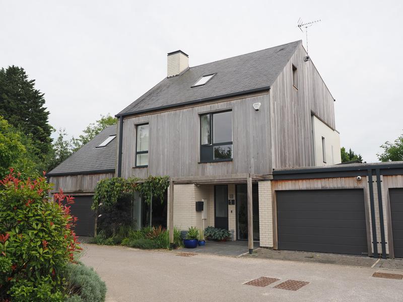 Glebe Close: 1 (Haysom Ward Miller)