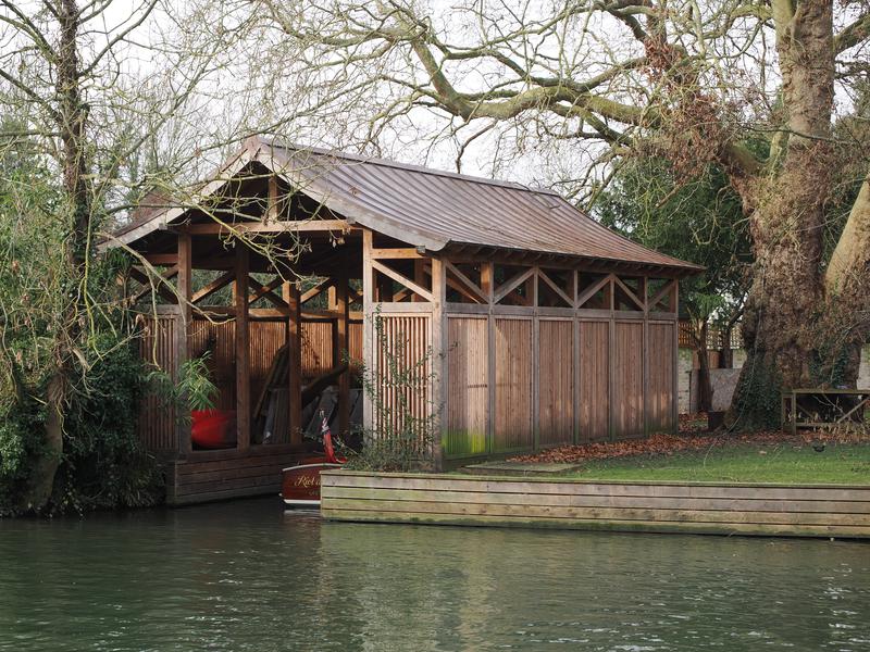 Cam: Roebuck House, boathouse (Ashworth Parkes Architects)