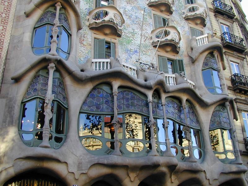 Barcelona, Spain: Casa Batllo: facade (1904-1907, architect Antoni Gaudi)