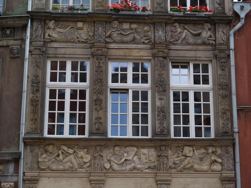 Gdansk, Poland: ulica Dluga: facade
