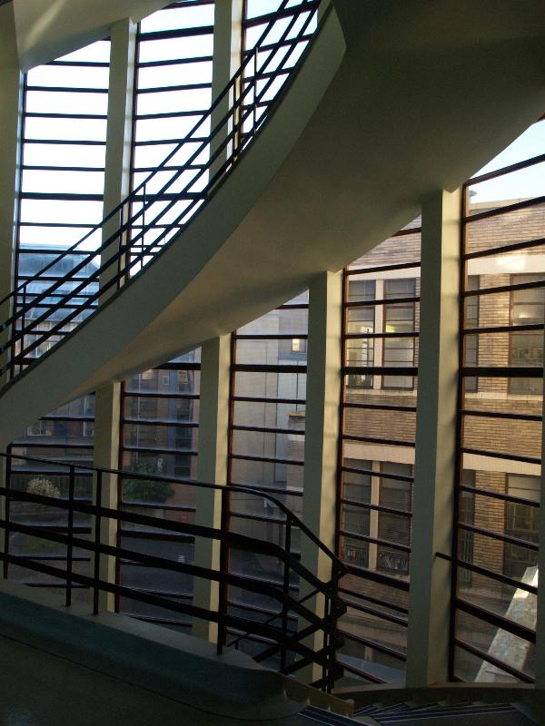 Glasgow, Scotland: Glasgow University, Department of Chemistry (Joseph Black Building): staircase and window wall (1936-1939, architects T Harold Hughes and David S R Waugh)