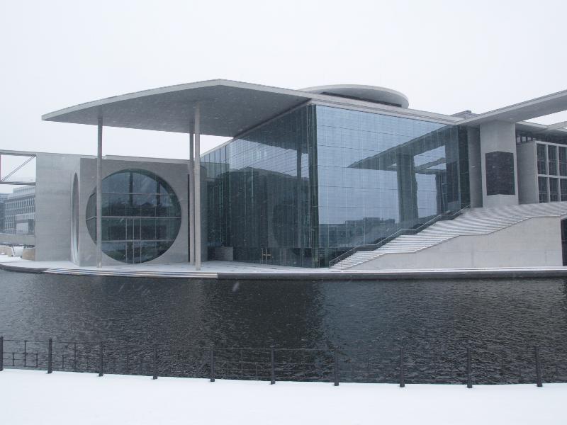 Berlin, Germany: Marie-Elisabeth-Luders-Haus: snowy view (1998-2003, architect Stephan Braunfels)