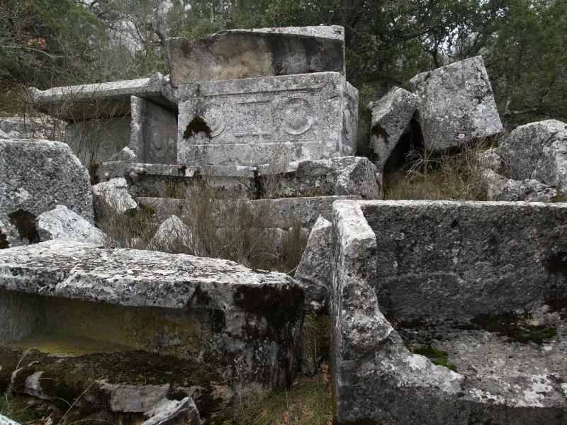 Termessos, Turkey: Southern Necropolis: rock tombs jumbled about