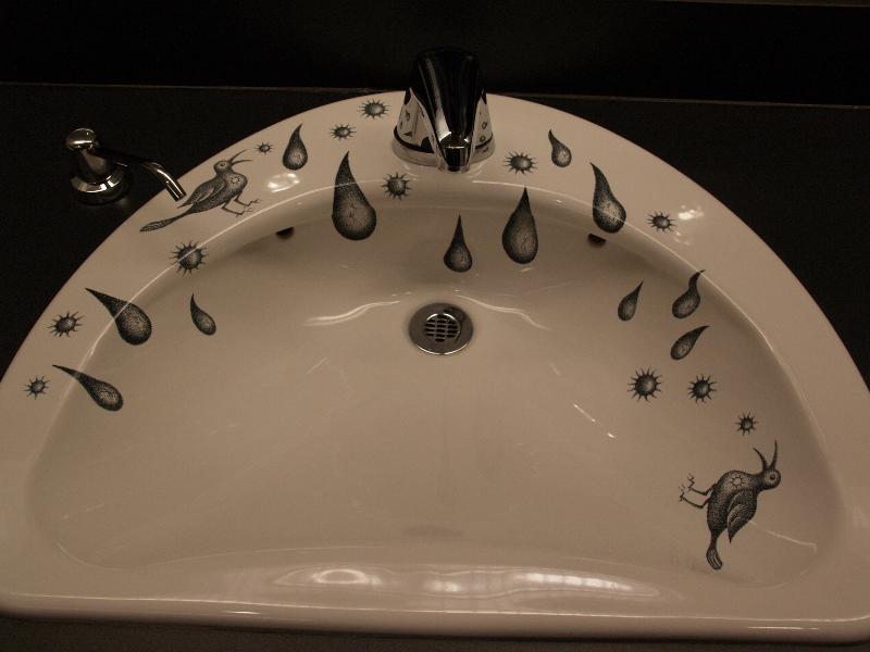 Northampton, Massachusetts (MA): Smith College: Museum of Art, men's restroom sink (decorated with birds and water droplets) (2002, 'Liquid Origins, Fluid Dreams', Sandy Skoglund)