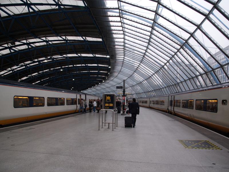 London, England: Waterloo Station: Eurostar terminal (1991-1994, architect Nicholas Grimshaw and Partners)