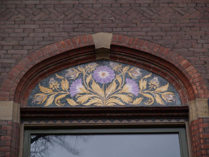 Utrecht, Netherlands: Trans 21-41 (Sic Semper): floral tiles above window (1890, architect P.J. Houtzaters)