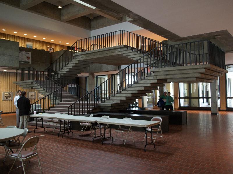 Piscataway, New Jersey (NJ): Robert Wood Johnson Medical School (originally Rutgers Medical School): Daniel Kessler Teaching Laboratories, cantilevered ('floating') staircase (1966-1970, George McDowell and Stanley Goldstein)