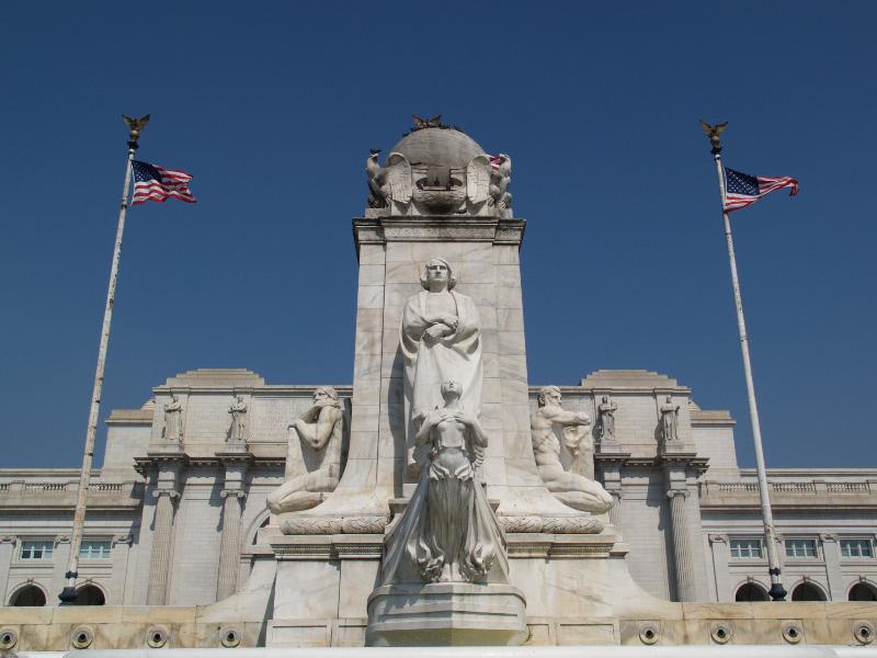 Washington, DC: Union Station (Massachusetts Avenue): Christopher Columbus Memorial Fountain (1912, statue Lorado Z. Taft, fountain Daniel Burnham)