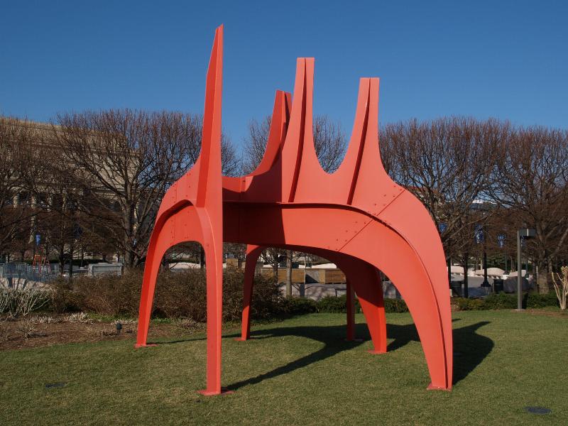 Washington, DC: National Gallery of Art Sculpture Garden (Constitution Avenue NW): Cheval Rouge (Red Horse) (1974, Alexander Calder)