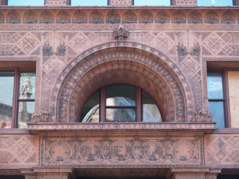 Buffalo, New York (NY): Guaranty (Prudential) Building: decoration over entrance (1895-1896, Louis H. Sullivan)