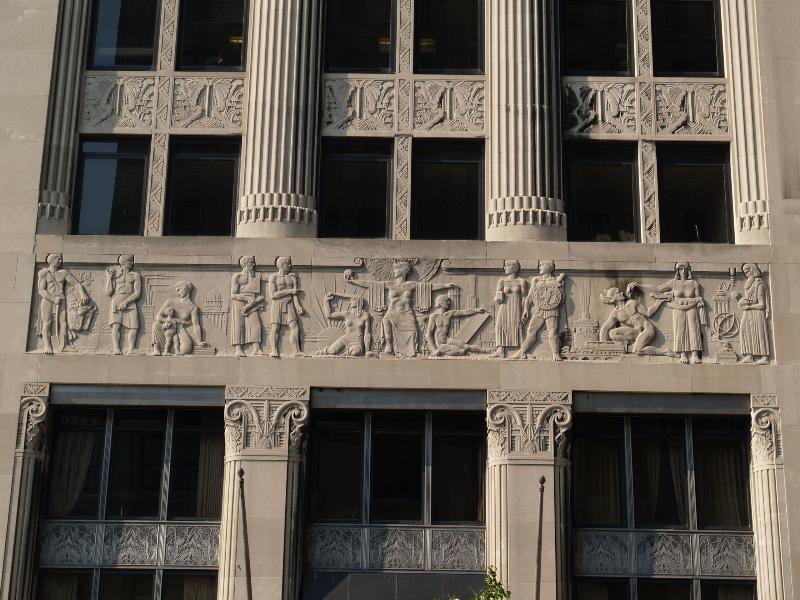Buffalo, New York (NY): 17 Court Street (was Buffalo Industrial Bank): facade detail (c 1929)