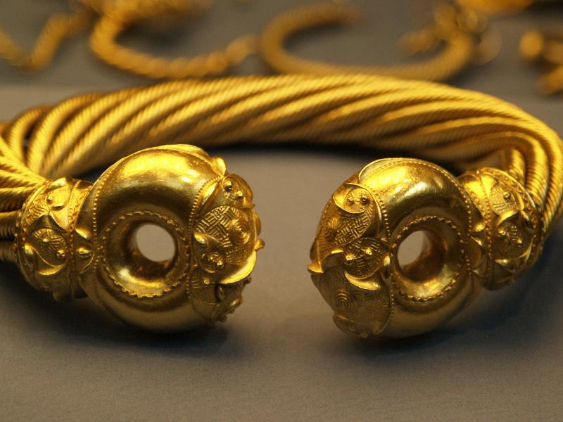 London, England: British Museum: 'Great Torc' (buried around 100 BC, Snettisham)