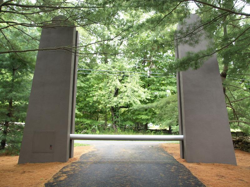 New Canaan, Connecticut (CT): Glass House estate: Entrance Gate (1977, Philip Johnson)