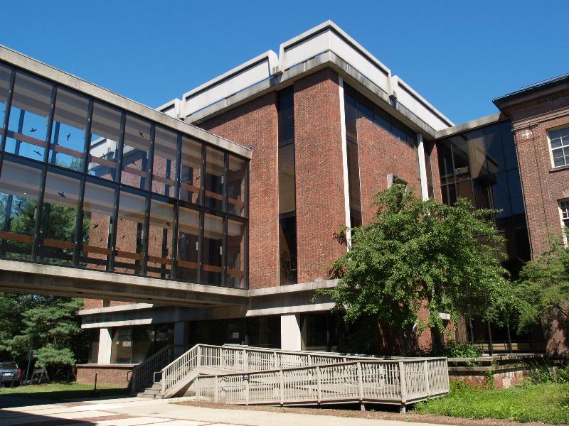 Northampton, Massachusetts (MA): Smith College: Sabin-Reed Hall (1967, Shepley, Bulfinch, Richardson and Abbott)