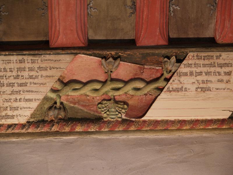 Long Melford, England: Holy Trinity Church: Clopton Chantry Chapel, vine leaf frieze
