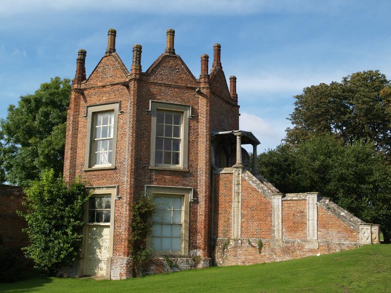 Long Melford, England: Melford Hall: banqueting house (16th century)