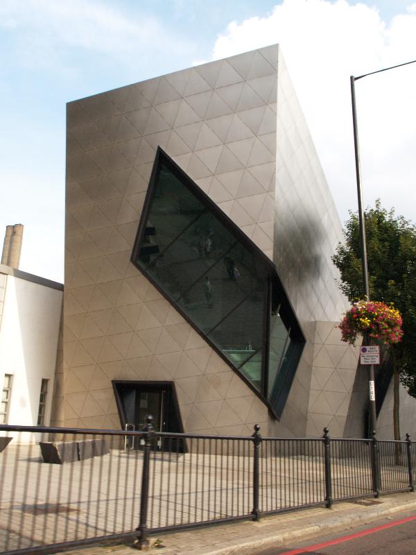 London, England: London Metropolitan University: Graduate Centre (2004, Daniel Libeskind)