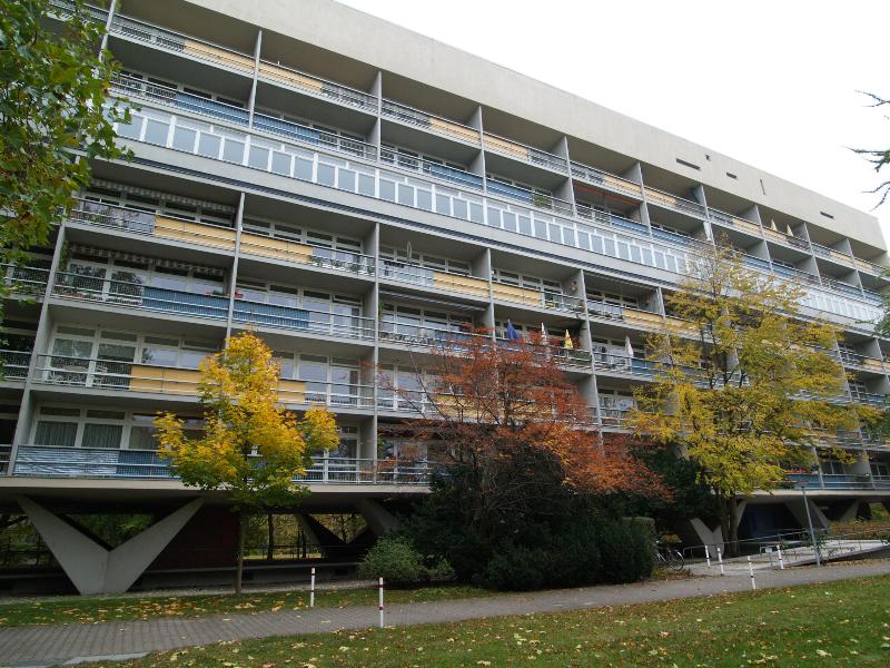 Berlin, Germany: Altonaer Strasse 4-14: view (built for Interbau 1957, architect Oscar Niemeyer)