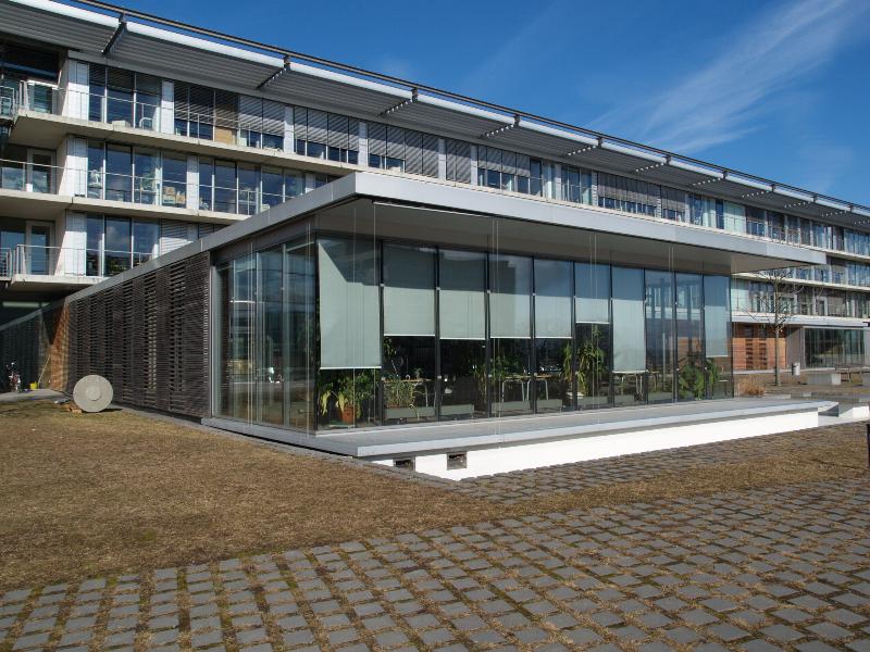 Frankfurt (Riedberg), Germany: Max Planck Institut fur Biophysik: library (Max-von-Laue-Strasse 3) (2003, Auer+Weber+Assoziierte)