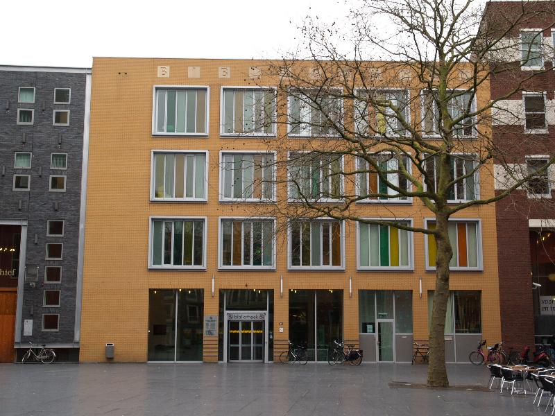 Nijmegen, Netherlands: Bibliotheek (Marienburgplein): view (2000, Soeters Van Eldonk Ponec architekten)