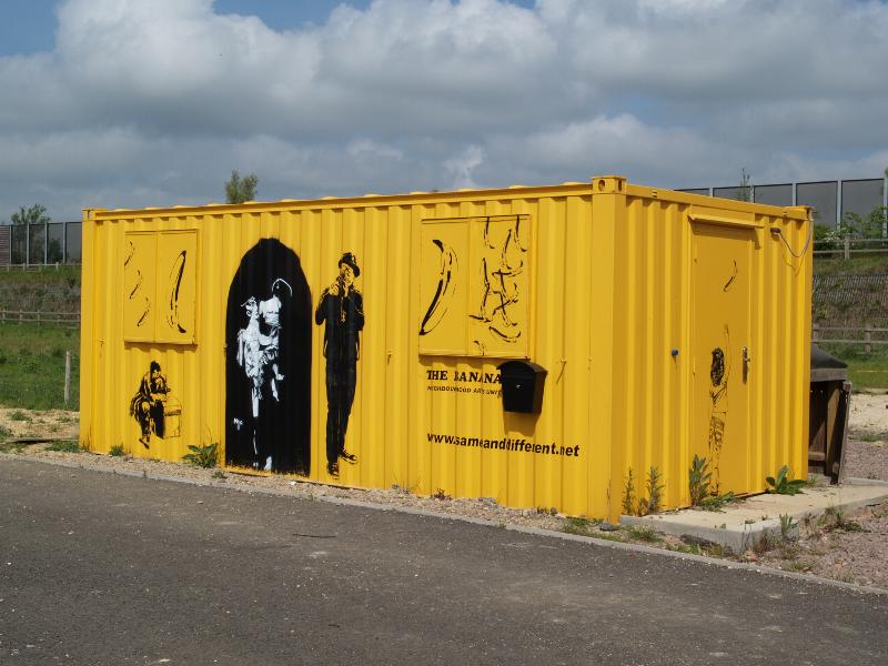 Cambridge, England: Orchard Park: The Banana Neighbourhood Arts Unit (2007, artist Maya)