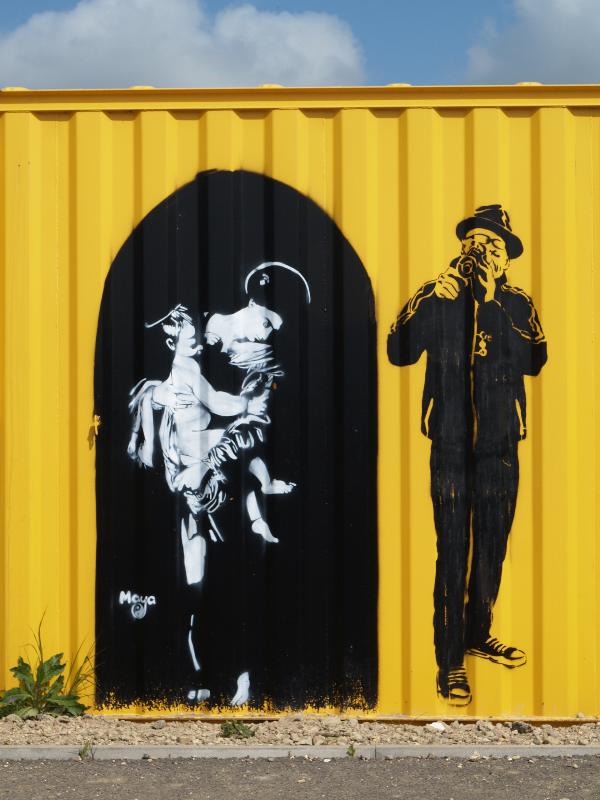 Cambridge, England: Orchard Park: The Banana Neighbourhood Arts Unit, detail (2007, artist Maya)