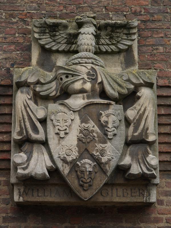 Cambridge, England: St John's College: coat of arms (William Gilbert) (1939, sculptor Vernon Hill)