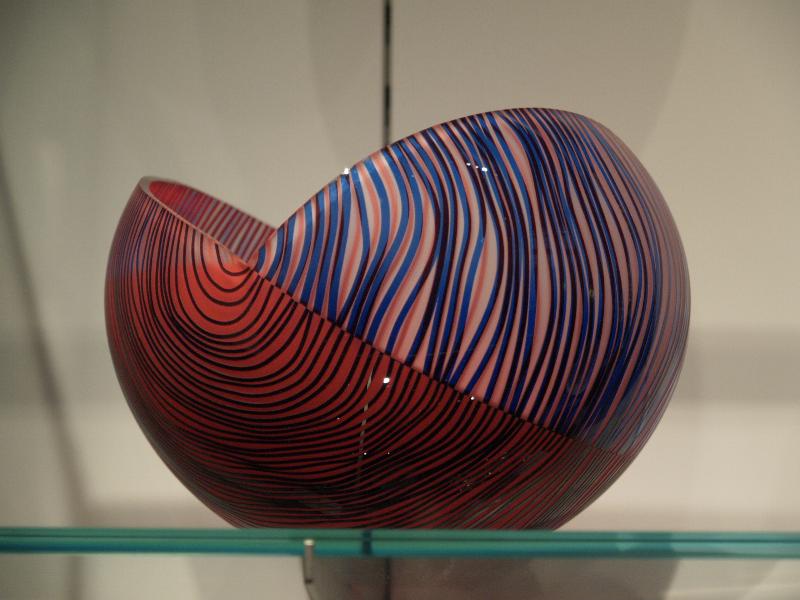 London, England: Victoria and Albert Museum: Aesculus Bowl, Blue over Red (2003, artist Gillies-Jones, Stephen Gillies and Kate Jones)