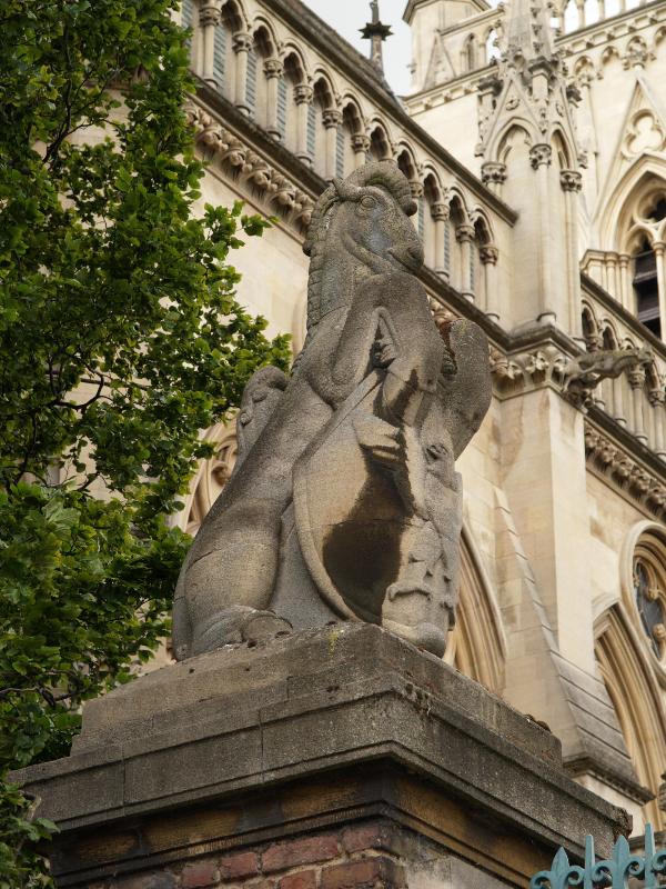 Cambridge, England: St John's College: yule above gate pier (1939, sculptor A.F. Hardiman)