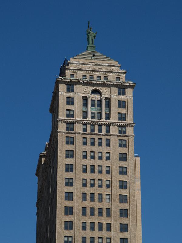 Buffalo, New York (NY): Liberty (Bank) Building (originally German-American Bank): view (1925, architect Alfred Bossom)