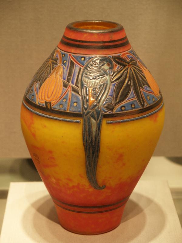 Corning, New York (NY): Corning Museum of Glass: Large Vase with Parrots and Flowers (about 1920-1930, artist Andre Delatte)