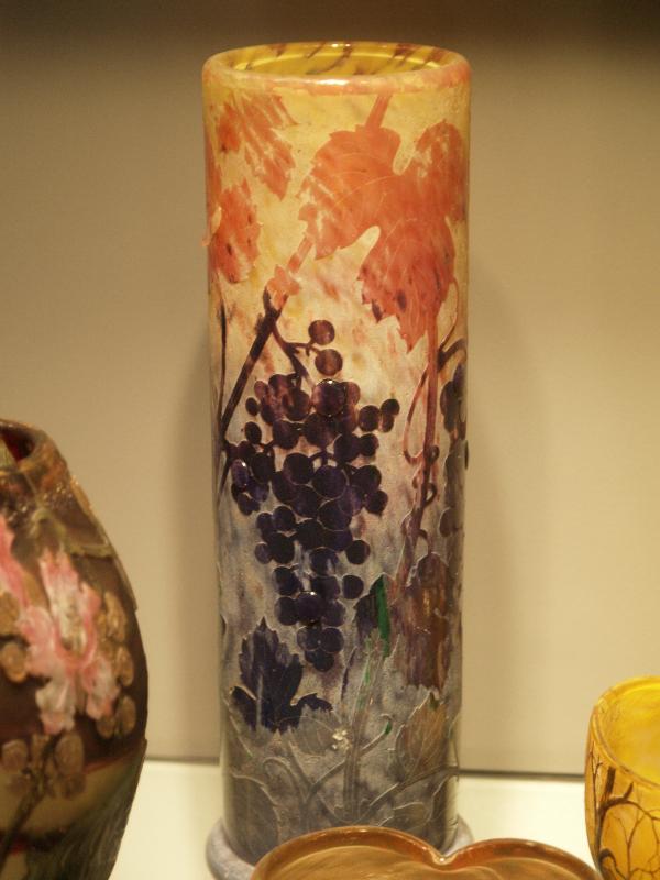 Corning, New York (NY): Corning Museum of Glass: Vase with Grape Vines (about 1904, artist Daum Freres)