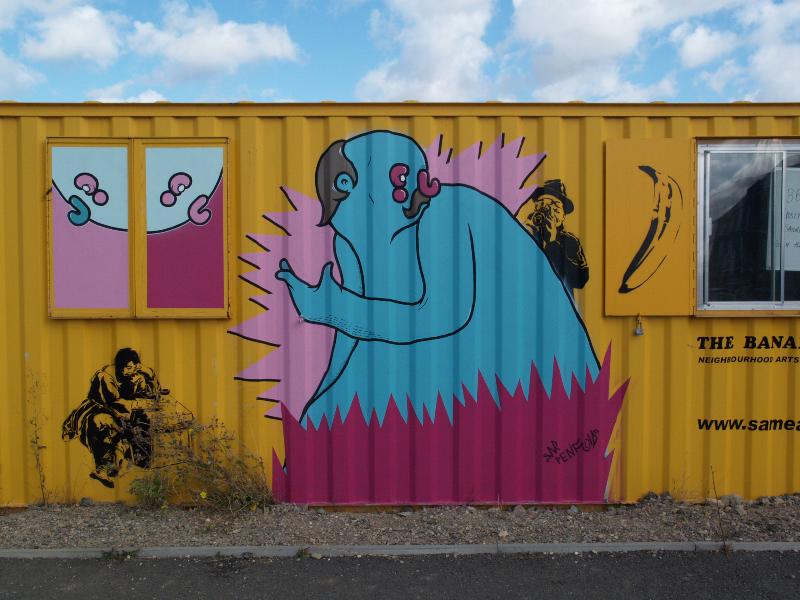 Cambridge, England: Orchard Park: The Banana Neighbourhood Arts Unit, blue figure (2009, artist Maya)