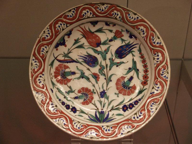 London, England: British Museum: dish with carnations, tulips and hyacinths (about 1560-1580, Iznik, Turkey)