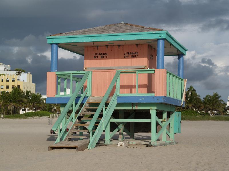 Miami Beach, Florida (FL): beach: salmon, green and blue beach hut