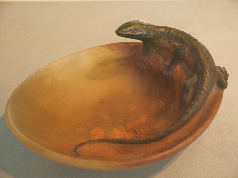 Richmond, Virginia (VA): Virginia Museum of Fine Arts: ashtray with lizard (after 1919, Almaric V. Walter and Henri Berge)