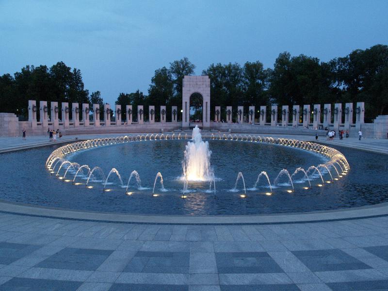 Washington, DC: World War II Memorial: view at dusk (2001-2004, design architect Friedrich St. Florian)