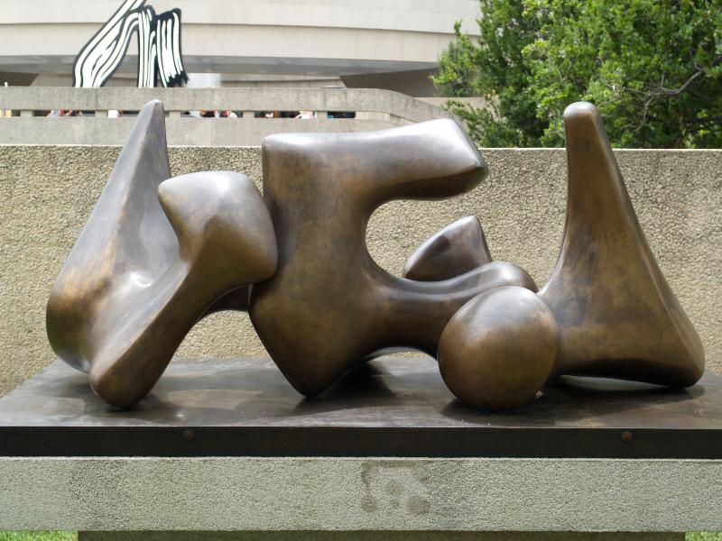 Washington, DC: Hirshhorn Museum and Sculpture Garden: Working Model for Three-Way Piece No. 3: Verterbrae (1968, cast 1969, Henry Moore)