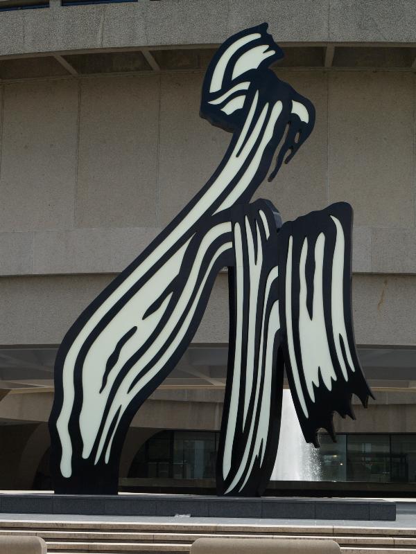 Washington, DC: Hirshhorn Museum and Sculpture Garden: Brushstroke (1996, enlarged and fabricated 2002-2003, Roy Lichtenstein)