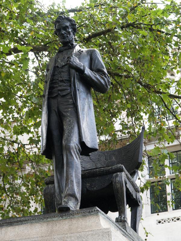 London, England: Parliament Square: Abraham Lincoln (1920, Augustus Saint-Gaudens, replica of sculpture located in Lincoln Park, Chicago)