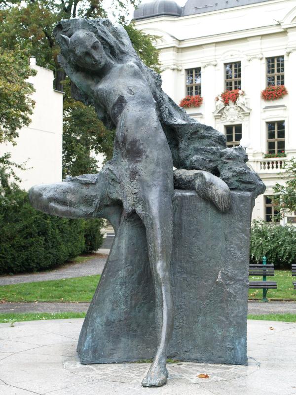 Brno, Czech Republic: Janackovo namesti: Liska Bystrouska (1983, sculptor Jiri Marek)
